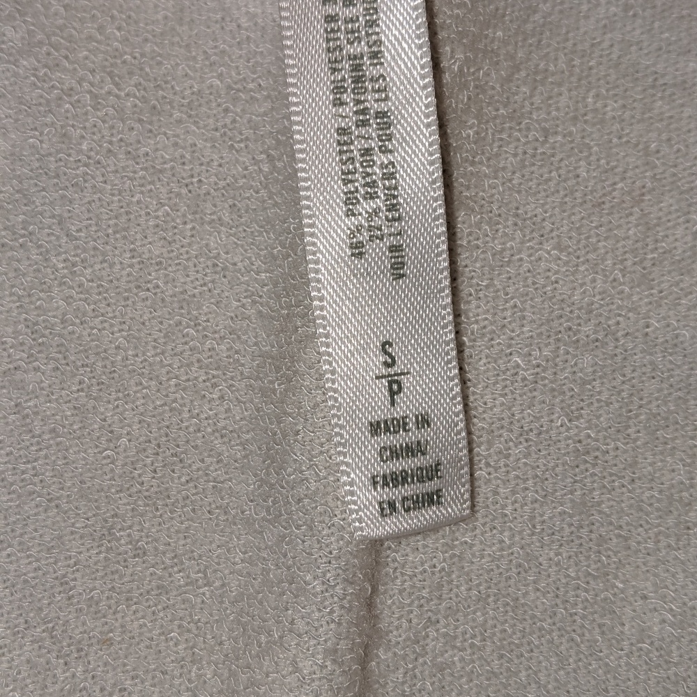 LIGHT CREAM LACE UP CROPPED SWEATSHIRT - Picture 5 of 8